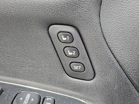 Used 2013 Toyota Avalon XLE Touring image 30