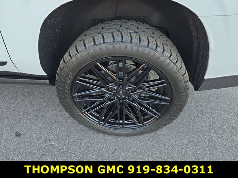 New 2026 GMC Yukon XL Denali w/ Sun & Power Step Package image 30