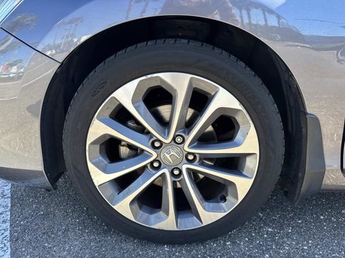 Used 2014 Honda Accord Sport image 10