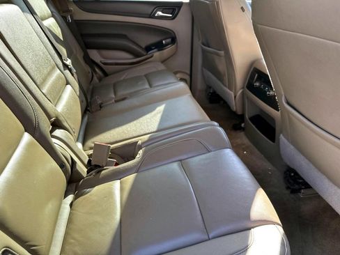 Used 2018 Chevrolet Tahoe LT image 11