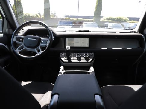 Used 2022 Land Rover Defender 110 AWD/4WD image 14