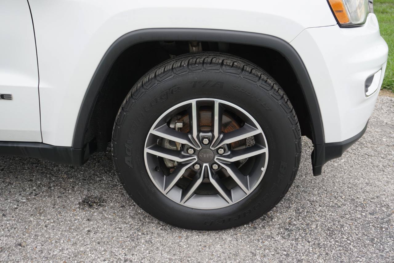 Used 2019 Jeep Grand Cherokee Limited AWD/4WD image 6