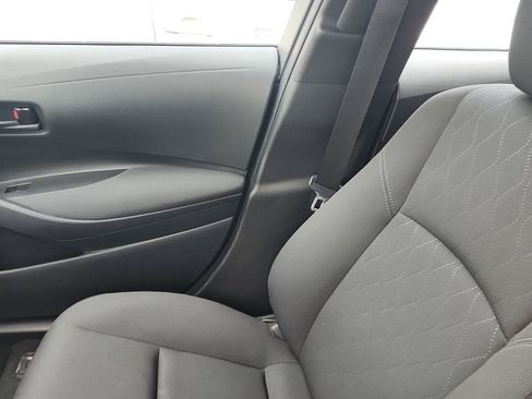 Used 2024 Toyota Corolla LE FWD image 18