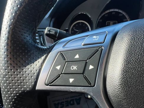 Used 2013 Mercedes-Benz E 550 4MATIC Sedan image 14