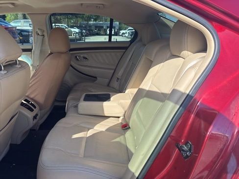 Used 2013 Ford Taurus Limited image 10
