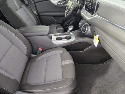 New 2025 Chevrolet Blazer LT w/ Convenience Package image 15