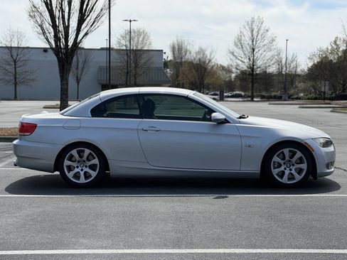 Used 2008 BMW 335i Convertible image 8