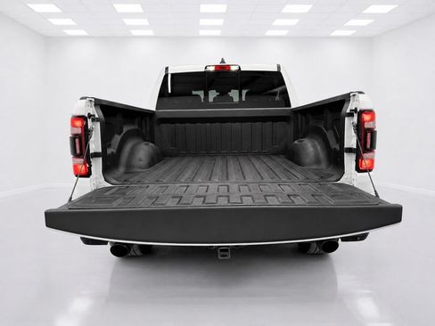 Used 2023 RAM 1500 Big Horn AWD/4WD image 13