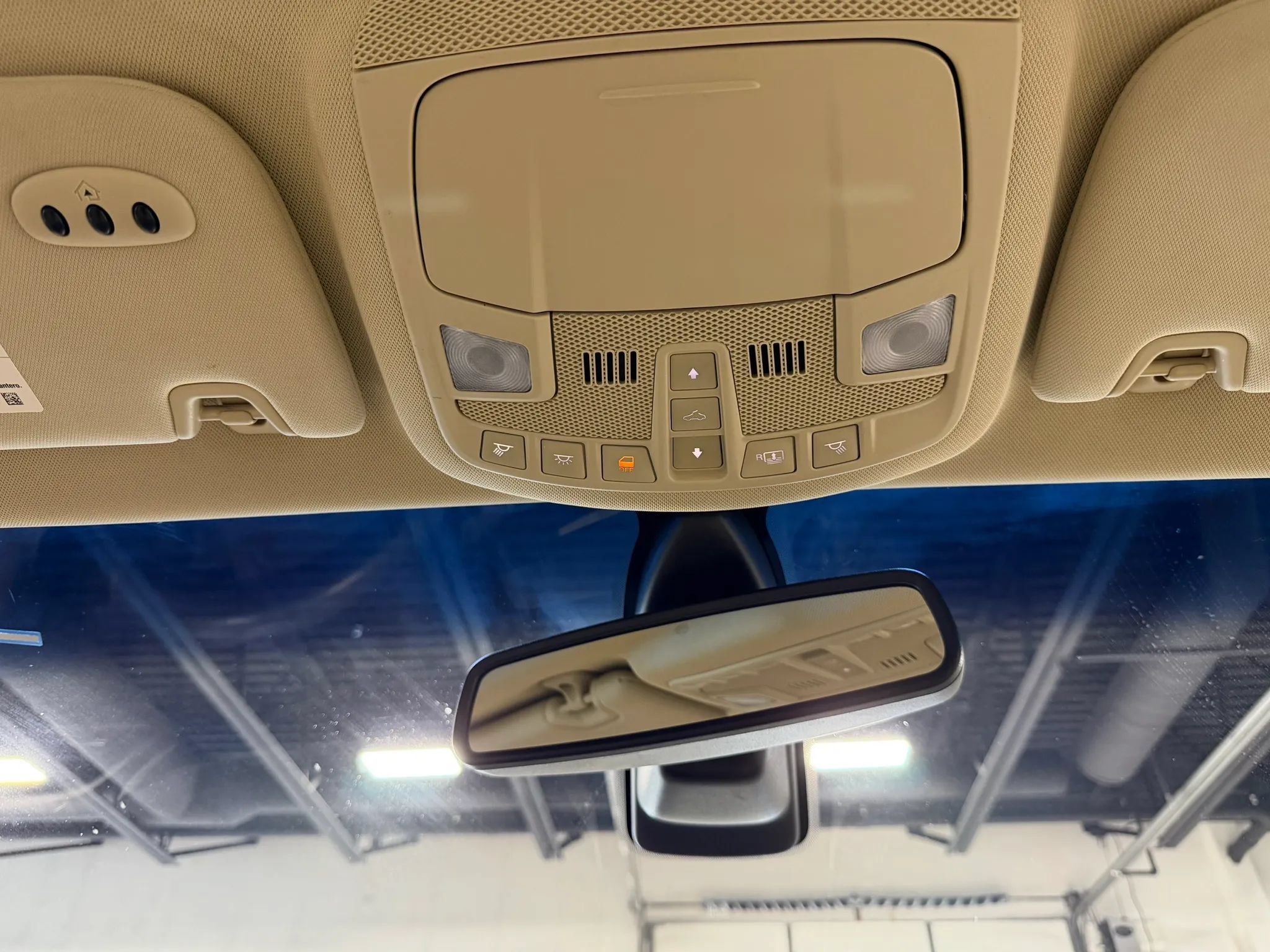 Used 2013 Lincoln MKZ FWD image 21