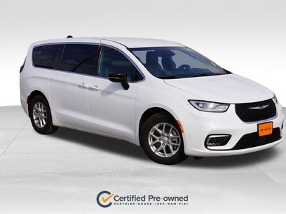 Certified 2026 Chrysler Pacifica Select