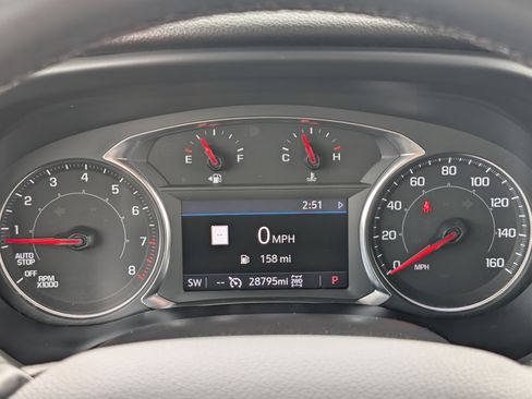 Used 2023 GMC Acadia SLT AWD/4WD image 25