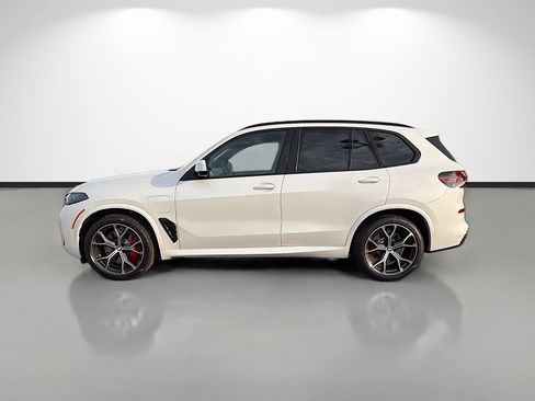 New 2026 BMW X5 xDrive50e w/ Executive Package AWD/4WD image 6