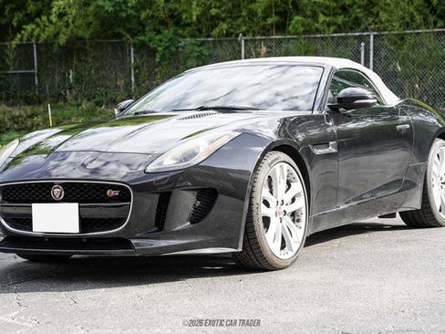 Used 2015 Jaguar F-TYPE S RWD image 20