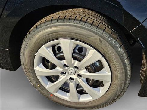 New 2026 Toyota Corolla LE image 10