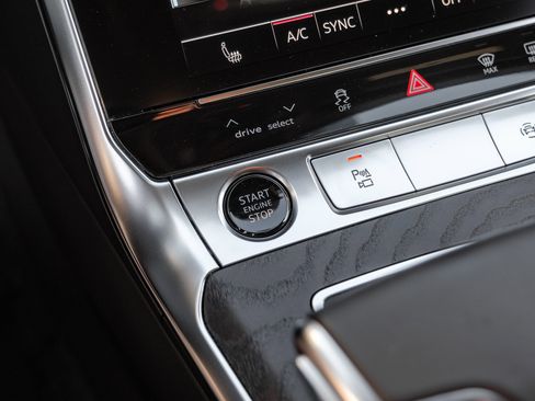 Used 2023 Audi A6 3.0T Premium w/ Convenience Package image 20