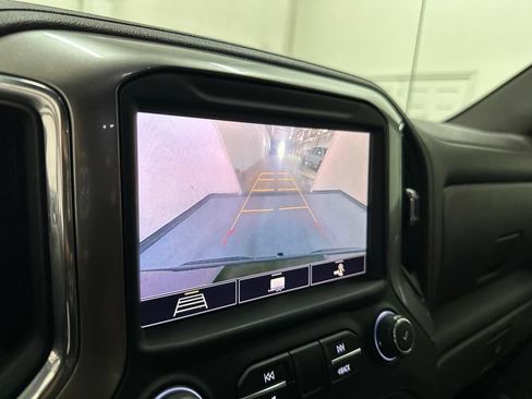 Used 2020 Chevrolet Silverado 1500 LT Trail Boss AWD/4WD image 48