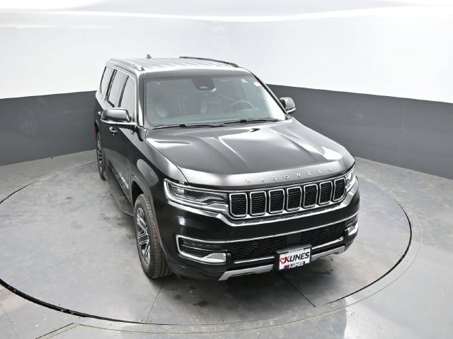 Used 2024 Jeep Wagoneer Series II AWD/4WD image 30