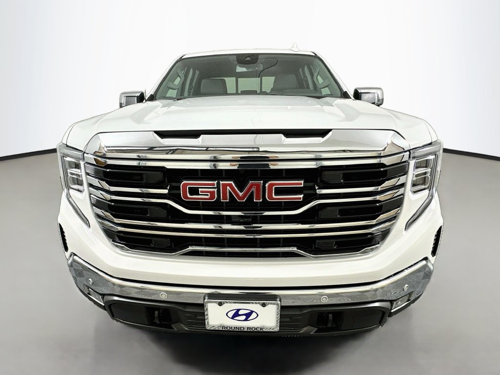 Used 2026 GMC Sierra 1500 SLT AWD/4WD image 2