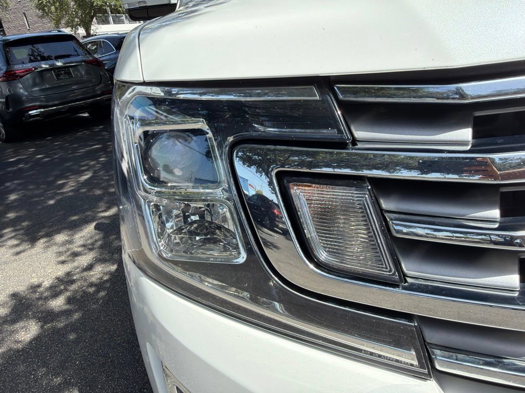 Used 2021 Ford Expedition Limited w/ Cargo Package AWD/4WD image 10