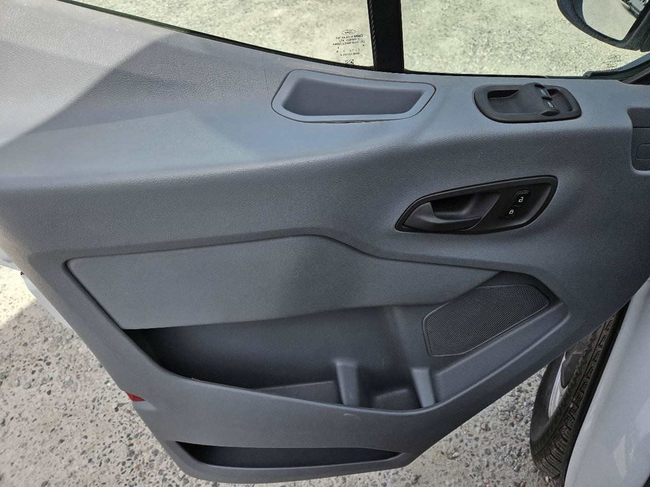 Used 2018 Ford Transit 350 XL RWD image 12