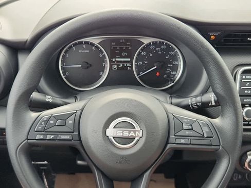 New 2025 Nissan Kicks Play S image 15