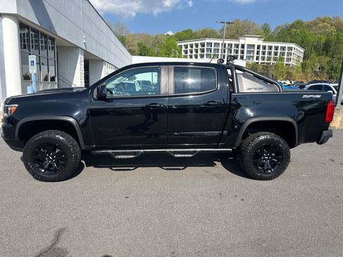 Used 2021 Chevrolet Colorado ZR2 w/ ZR2 Midnight Special Edition AWD/4WD image 7