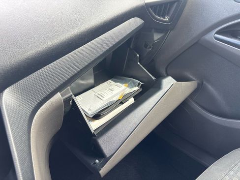 Used 2020 Ford Transit Connect XLT image 17