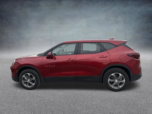 Used 2025 Chevrolet Blazer LT AWD/4WD image 36