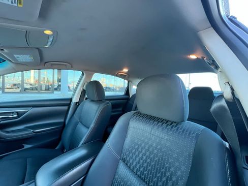 Used 2016 Nissan Altima 2.5 S w/ Power Driver Seat Package image 22