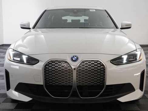 Used 2025 BMW i4 xDrive40i image 22