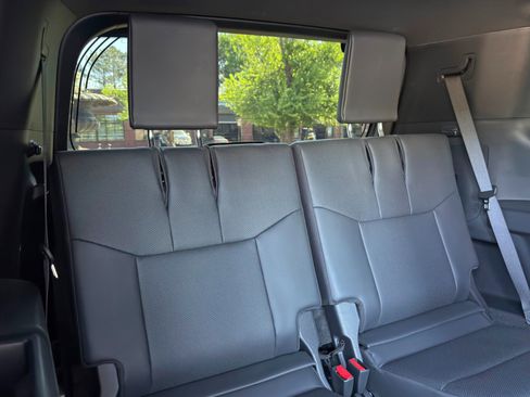 Used 2024 Lexus GX 550 w/ Cold Area Package image 46