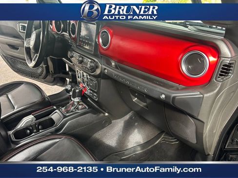 Used 2021 Jeep Wrangler Unlimited Rubicon image 24