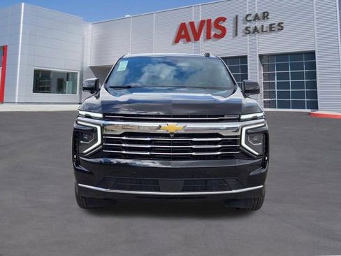 Used 2025 Chevrolet Tahoe LT AWD/4WD image 2