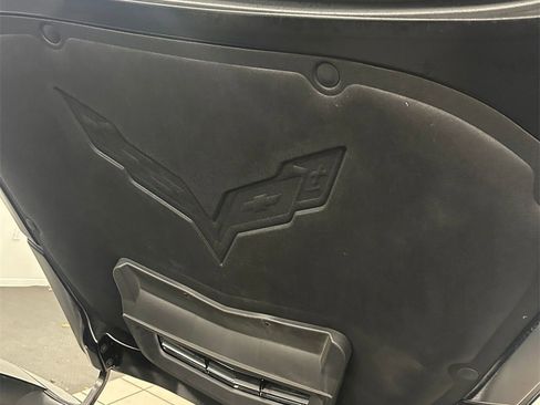 Used 2014 Chevrolet Corvette Stingray Convertible image 9