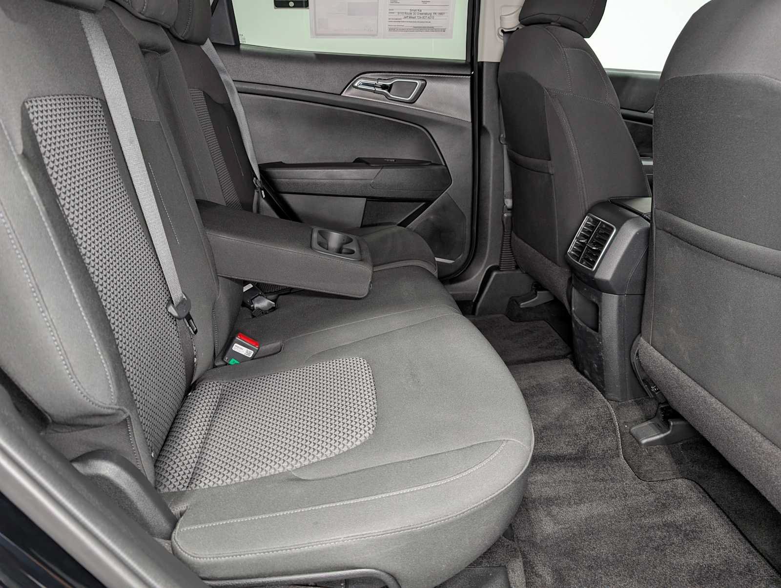 Certified 2025 Kia Sportage LX AWD/4WD image 38