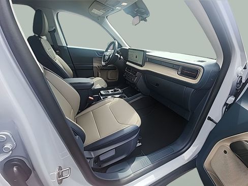 New 2026 Ford Maverick Lariat AWD/4WD image 14