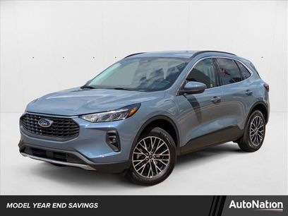 New 2025 Ford Escape SE