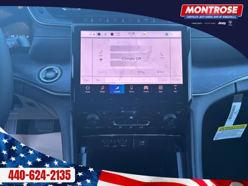 New 2025 Jeep Grand Cherokee Limited w/ Black Appearance Package image 17