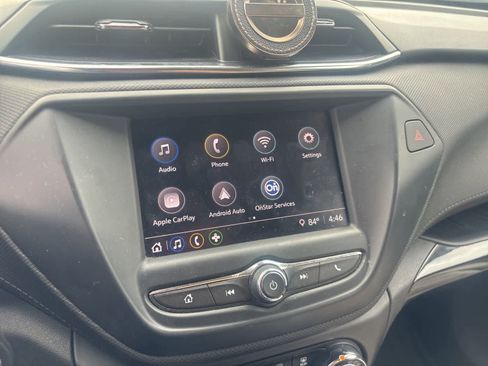 Used 2023 Chevrolet TrailBlazer LT FWD image 16