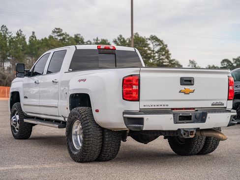 Used 2016 Chevrolet Silverado 3500 High Country w/ Duramax Plus Package image 12