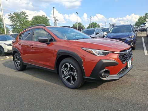 Used 2025 Subaru Crosstrek 2.0i Premium AWD/4WD image 2