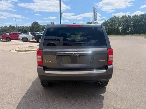 Used 2017 Jeep Patriot High Altitude AWD/4WD image 5