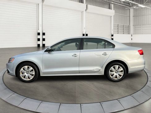 Used 2013 Volkswagen Jetta SE image 6