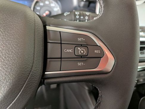 New 2026 Jeep Compass Latitude image 19