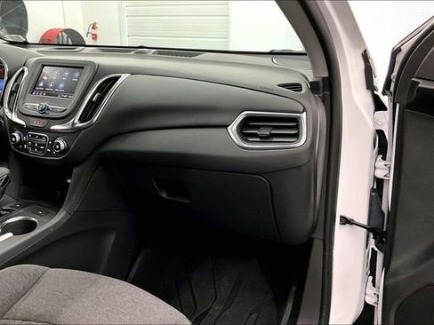 Used 2024 Chevrolet Equinox LT w/ LPO, Floor Liner Package image 19