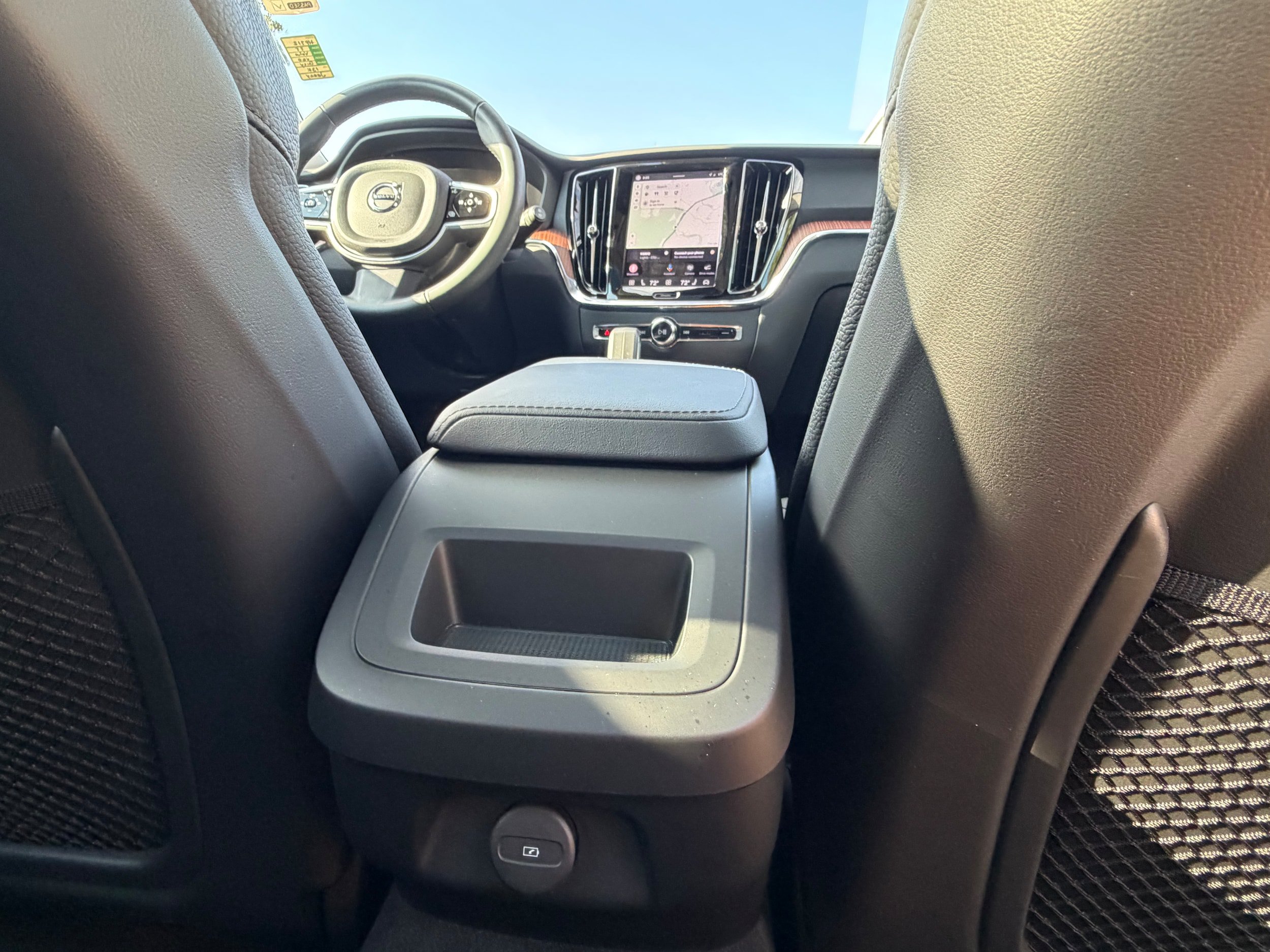 Certified 2025 Volvo V60 B5 Cross Country Plus AWD/4WD image 14
