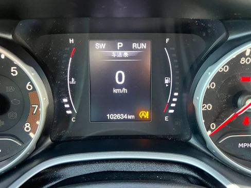 Used 2019 Jeep Compass Latitude FWD image 18
