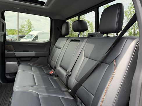 Used 2026 Ford F350 Lariat w/ Black Appearance Package AWD/4WD image 9
