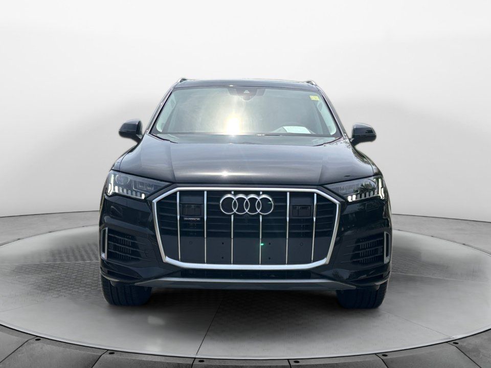 Used 2023 Audi Q7 3.0T Premium Plus w/ Premium Plus Package AWD/4WD image 2