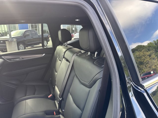 Used 2024 Cadillac XT6 Luxury FWD image 27
